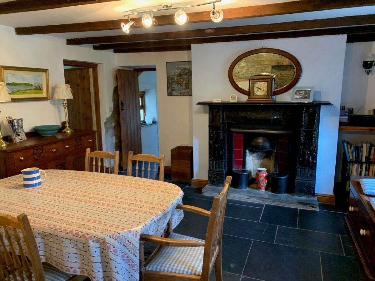 Hillside Cottages, Jordanston