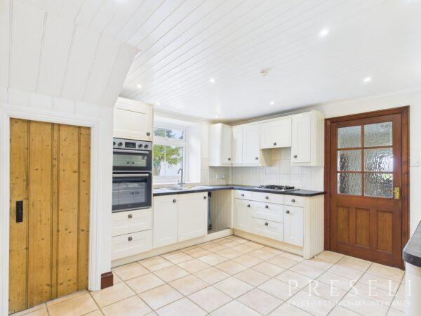 Carnary Farm, Whitland, Pembrokeshire