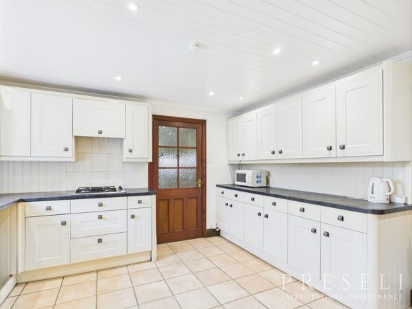 Carnary Farm, Whitland, Pembrokeshire