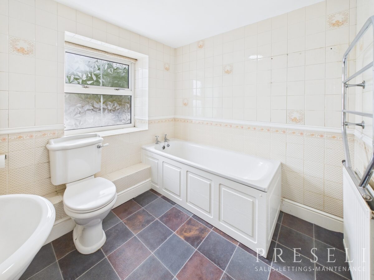 Carnary Farm, Whitland, Pembrokeshire
