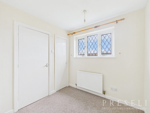 Cawdor Close