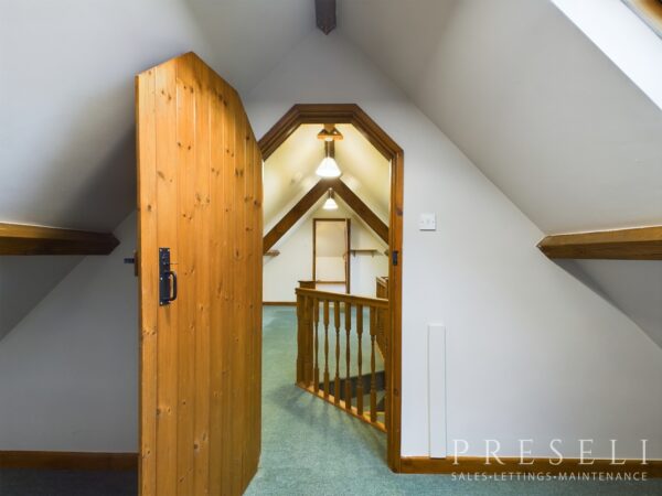 Willow Tree Cottage, Heathfield, Letterston, Haverfordwest, Pembrokeshire