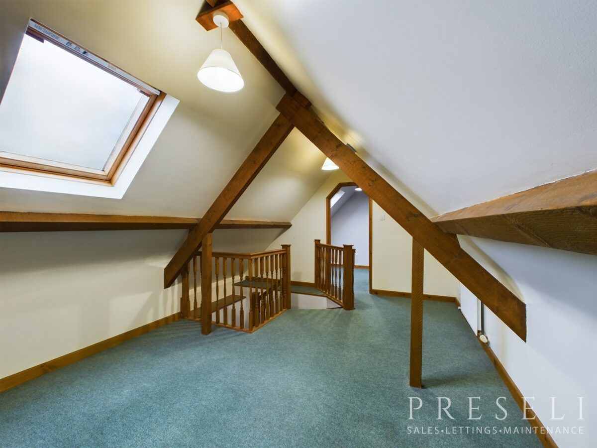 Willow Tree Cottage, Heathfield, Letterston, Haverfordwest, Pembrokeshire