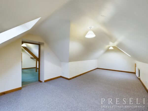 Willow Tree Cottage, Heathfield, Letterston, Haverfordwest, Pembrokeshire