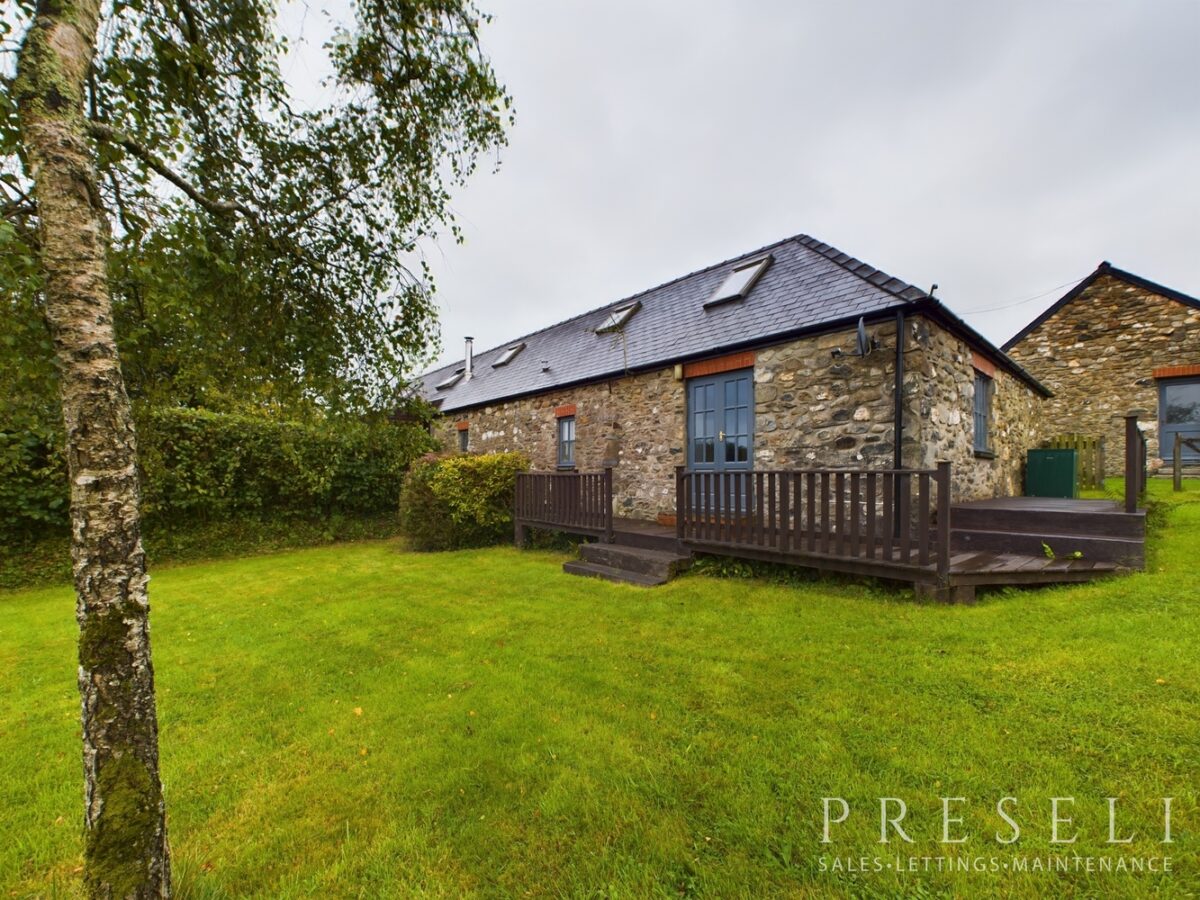 Willow Tree Cottage, Heathfield, Letterston, Haverfordwest, Pembrokeshire