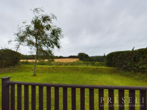 Willow Tree Cottage, Heathfield, Letterston, Haverfordwest, Pembrokeshire