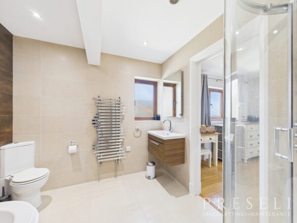 Cefn Y Gwynt, Beulah, Newcastle Emlyn, Ceredigion