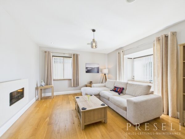 Cefn Y Gwynt, Beulah, Newcastle Emlyn, Ceredigion