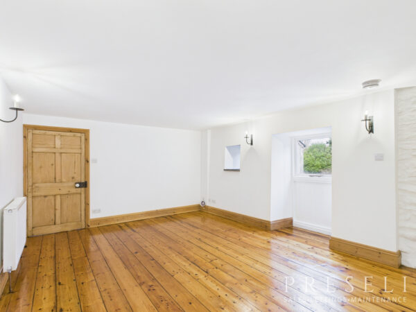 Ty Canol, Porthiddy Farm West, Berea, Haverfordwest, Pembrokeshire