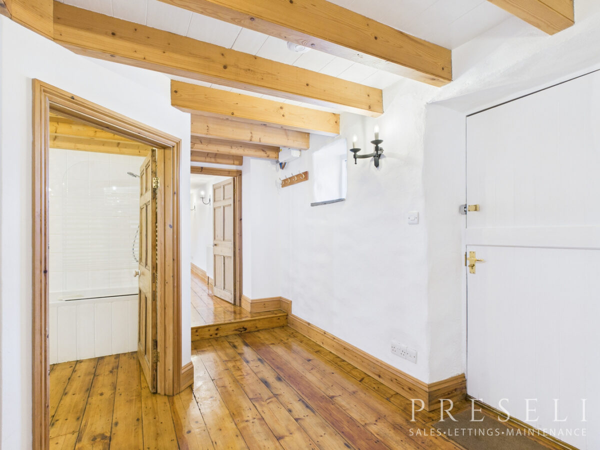 Ty Canol, Porthiddy Farm West, Berea, Haverfordwest, Pembrokeshire