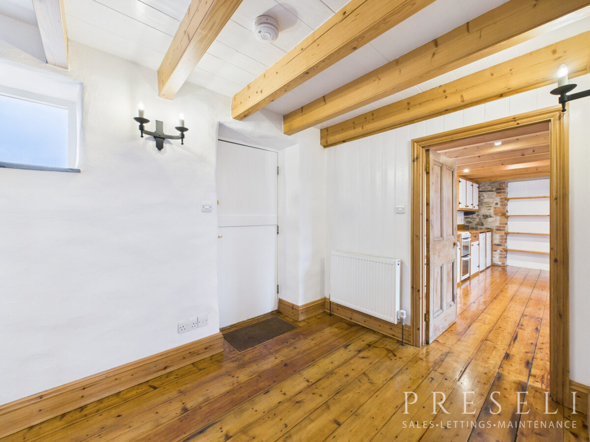 Ty Canol, Porthiddy Farm West, Berea, Haverfordwest, Pembrokeshire