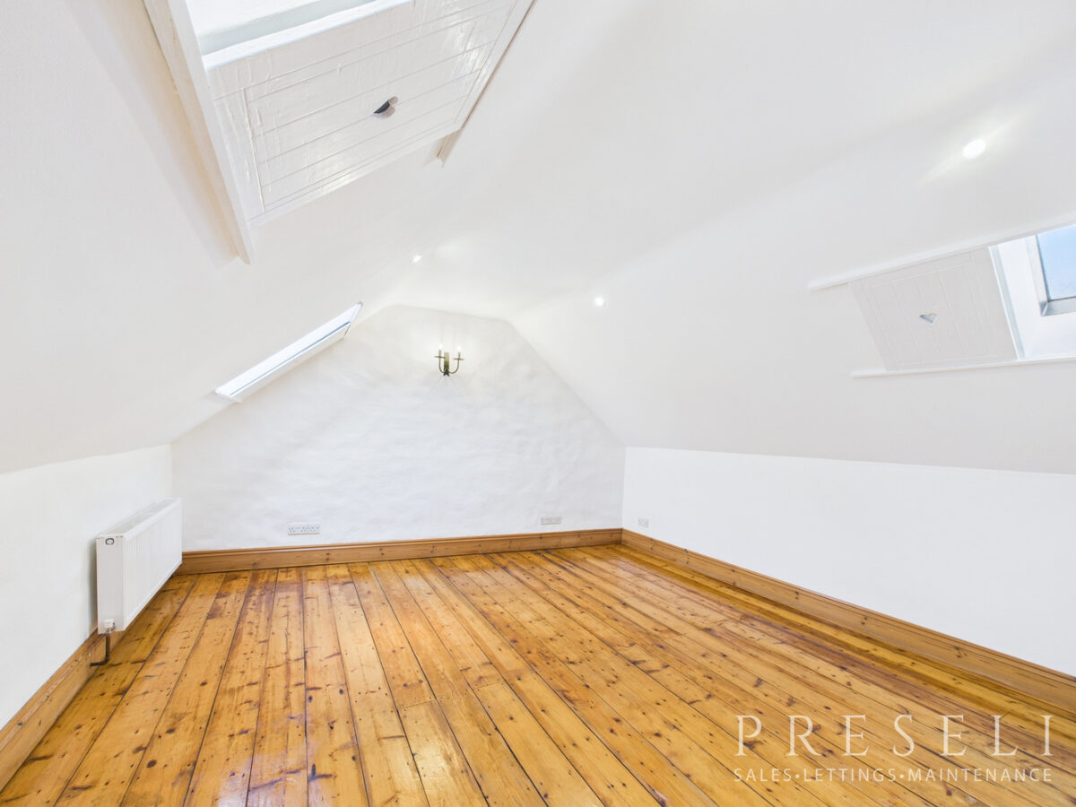 Ty Canol, Porthiddy Farm West, Berea, Haverfordwest, Pembrokeshire