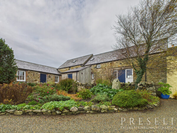 Ty Canol, Porthiddy Farm West, Berea, Haverfordwest, Pembrokeshire