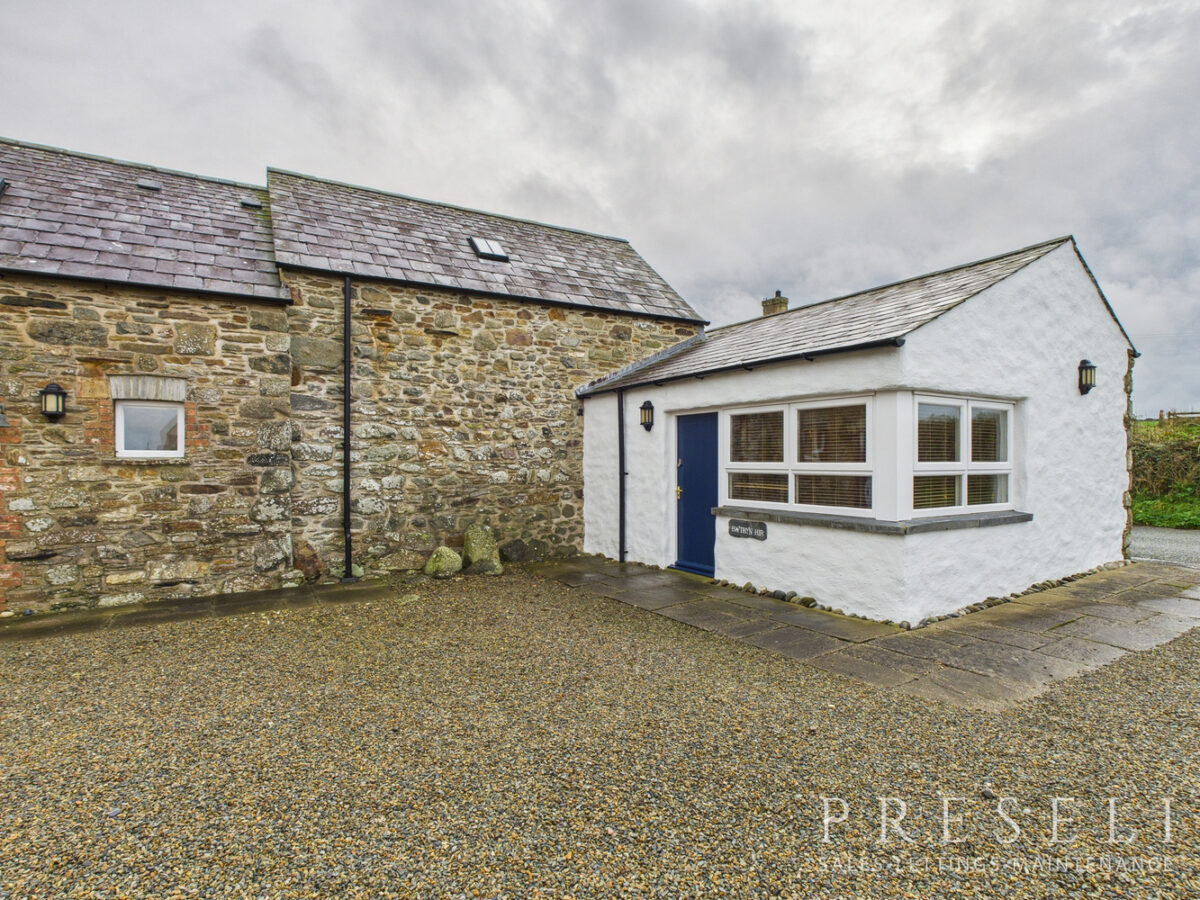 Bwthyn Hir, Porthiddy Farm West, Berea, Haverfordwest, Pembrokeshire