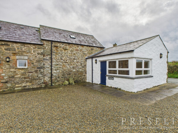 Bwthyn Hir, Porthiddy Farm West, Berea, Haverfordwest, Pembrokeshire