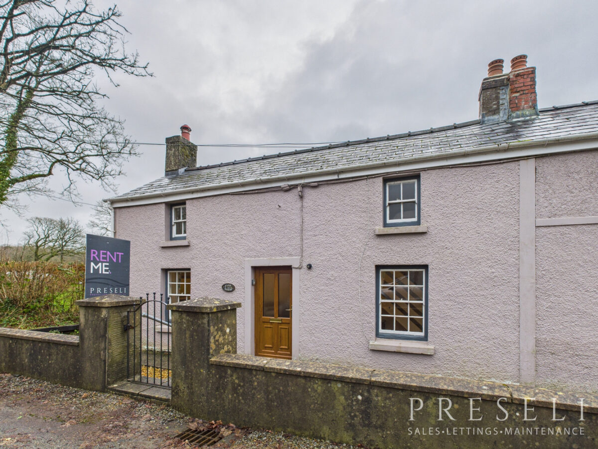 Clee House, Llanfallteg, Whitland, Carmarthenshire