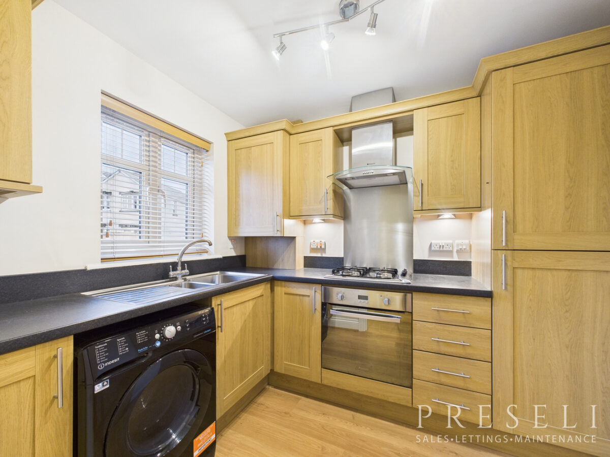 Moors Road, Johnston, Haverfordwest, Pembrokeshire