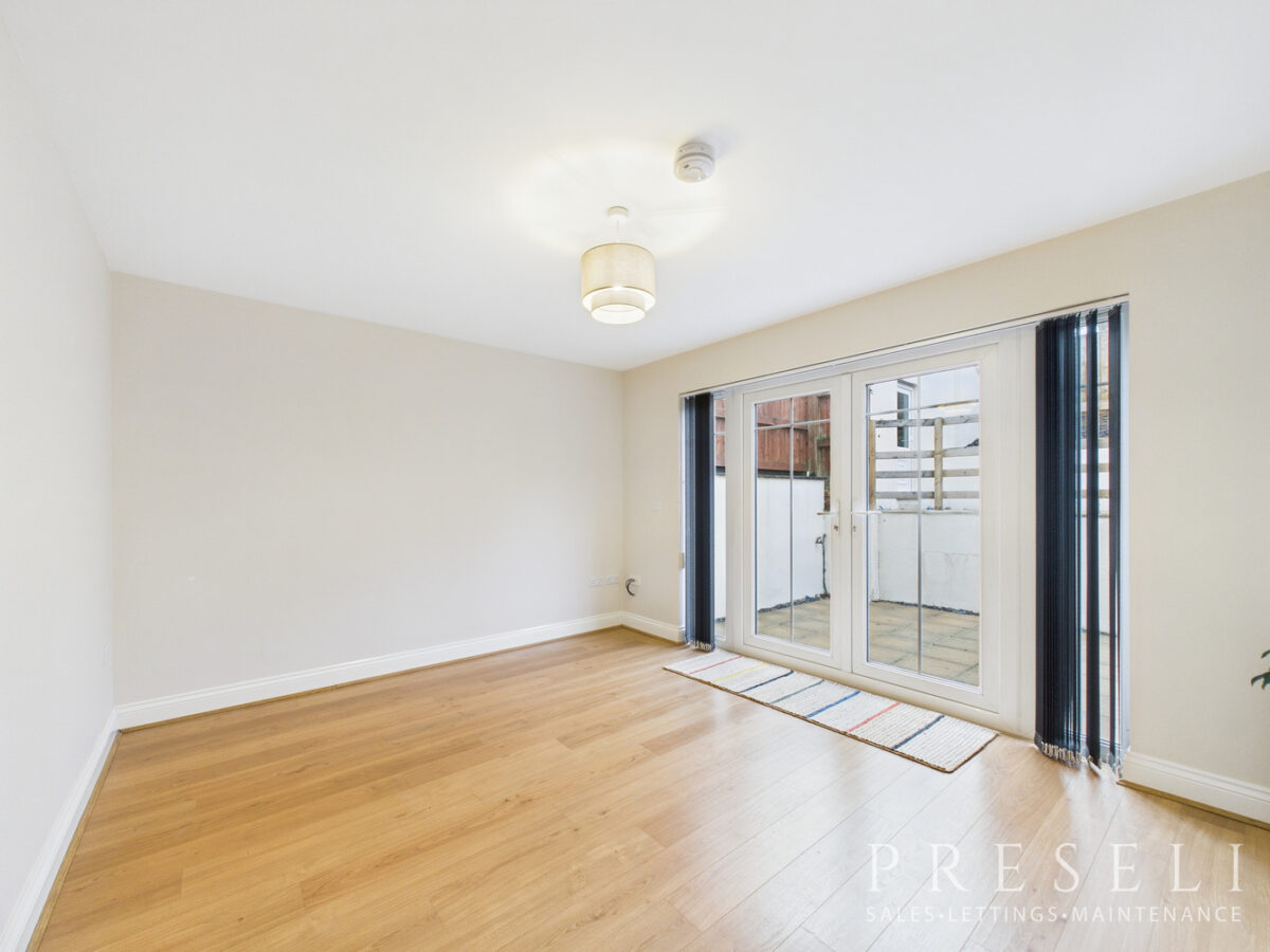 Moors Road, Johnston, Haverfordwest, Pembrokeshire