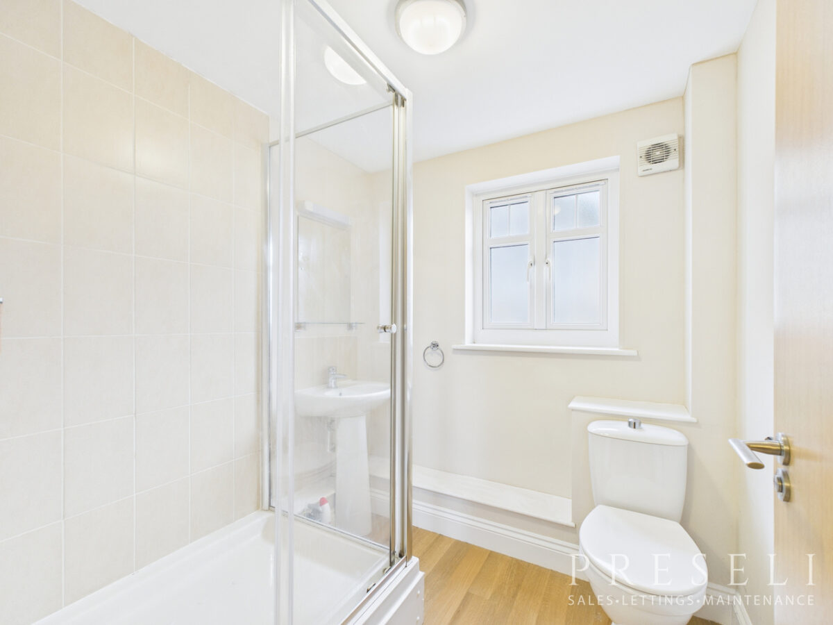 Moors Road, Johnston, Haverfordwest, Pembrokeshire