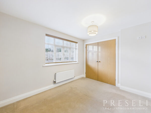 Moors Road, Johnston, Haverfordwest, Pembrokeshire