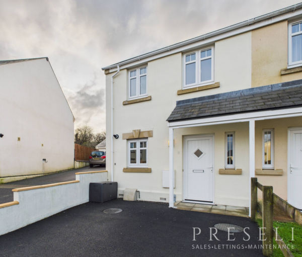 Moors Road, Johnston, Haverfordwest, Pembrokeshire