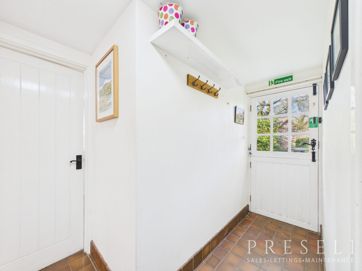 Tyrhibin Ganol, Newport, Pembrokeshire