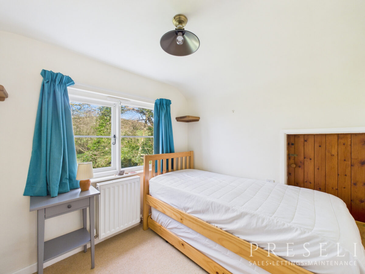 Tyrhibin Ganol, Newport, Pembrokeshire