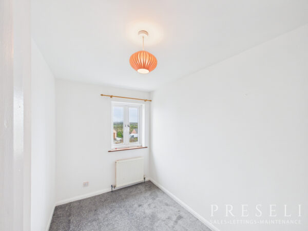 Maes Y Mynach, Haverfordwest