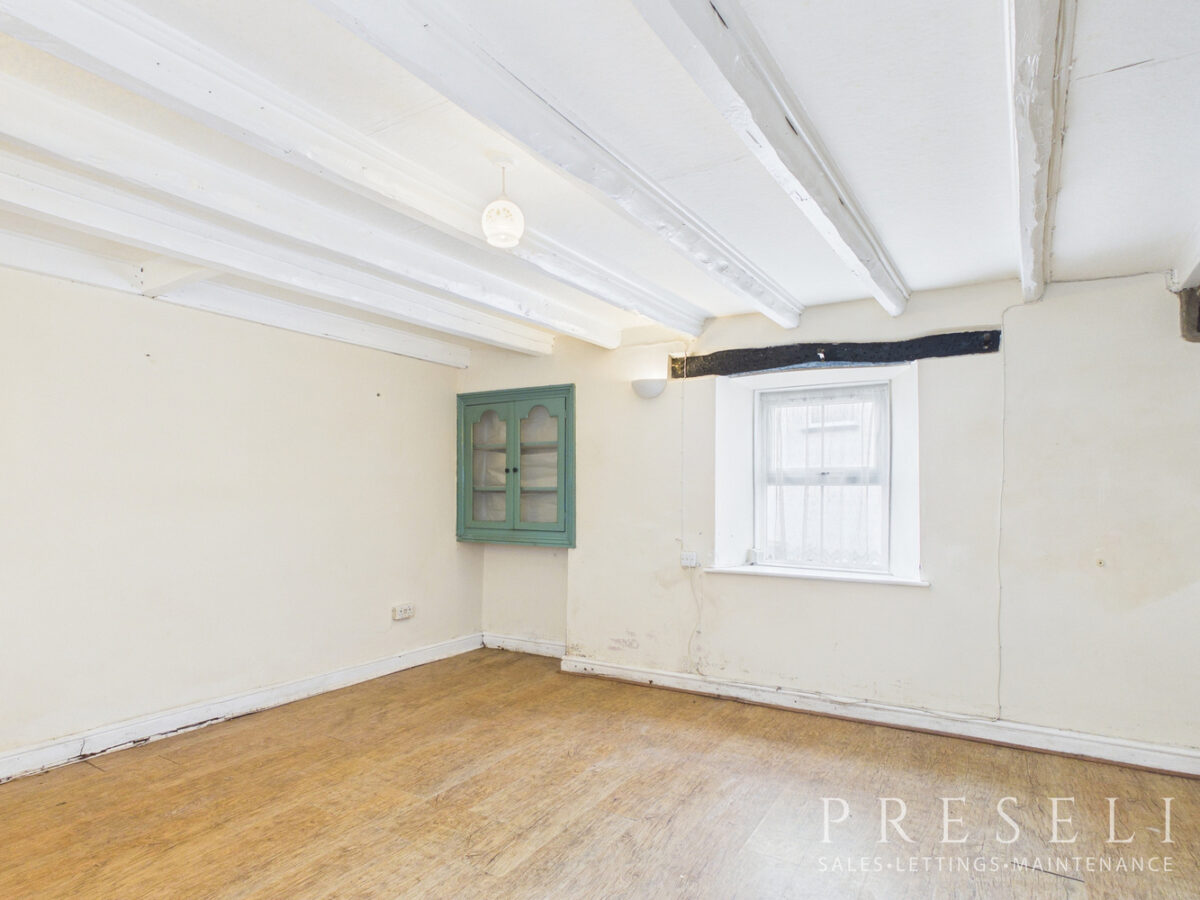 Mwtshwr, St. Dogmaels, Cardigan, Pembrokeshire