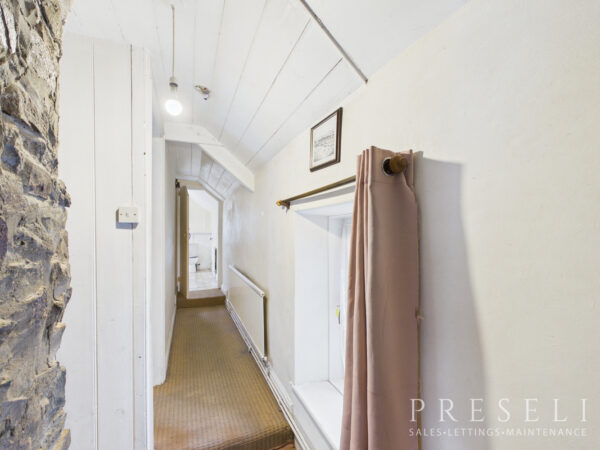 Mwtshwr, St. Dogmaels, Cardigan, Pembrokeshire