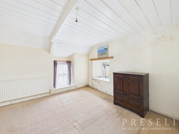 Mwtshwr, St. Dogmaels, Cardigan, Pembrokeshire