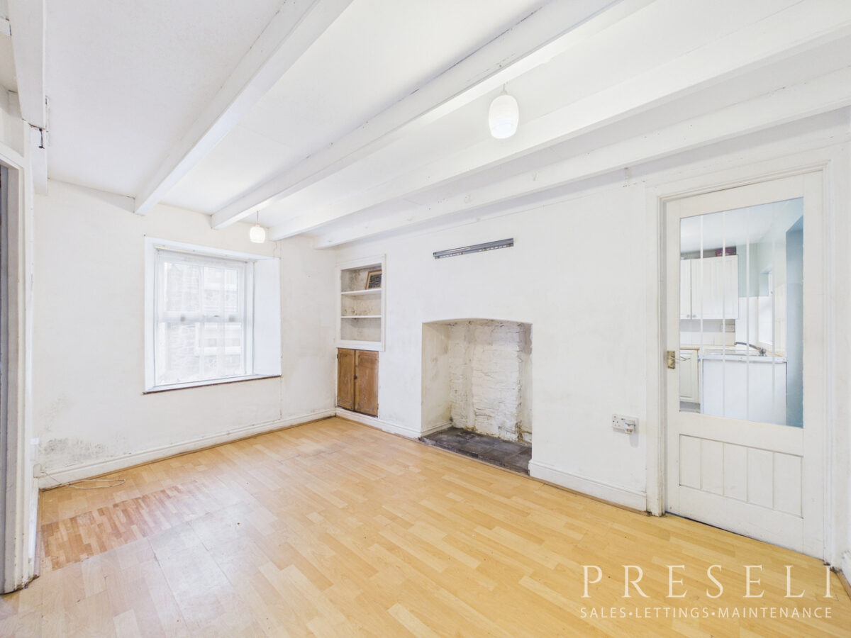 Mwtshwr, St. Dogmaels, Cardigan, Pembrokeshire