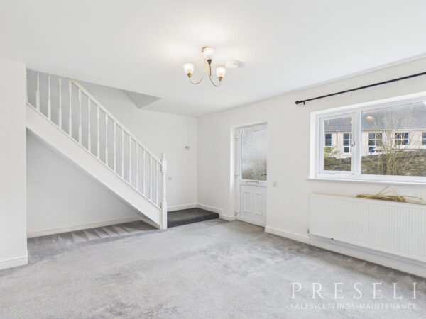 Cae Gerddi, Goodwick