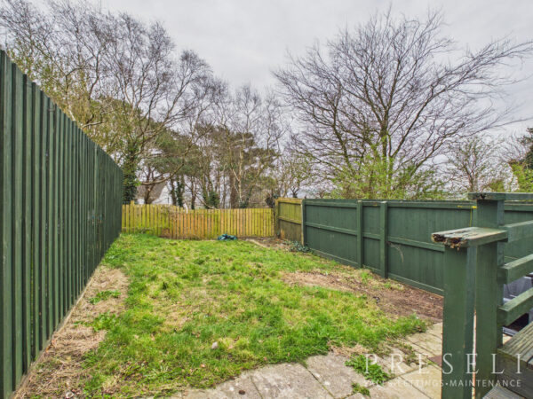 Cae Gerddi, Goodwick