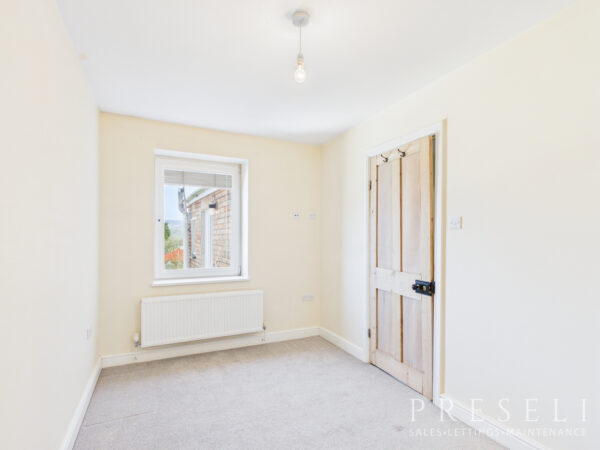 Wallis Street, Fishguard