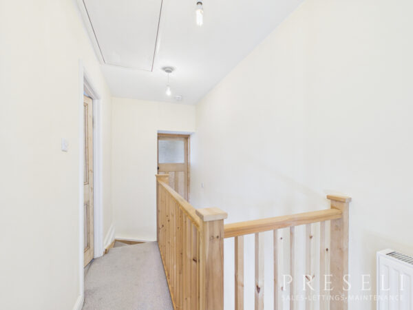 Wallis Street, Fishguard