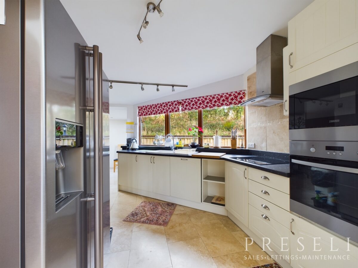 Jordanston Hill, Dwrbach