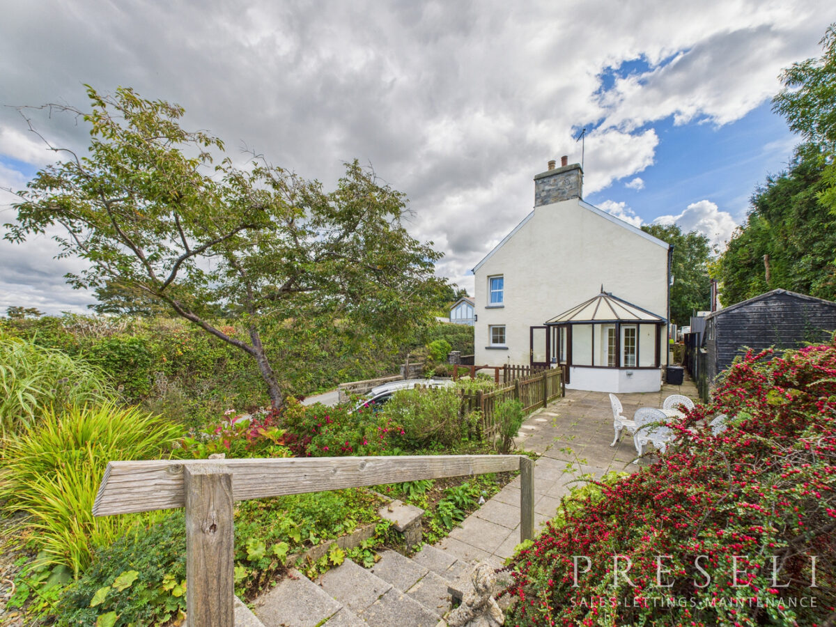 Bentinck House, Bentinck Street, Newport, Pembrokeshire