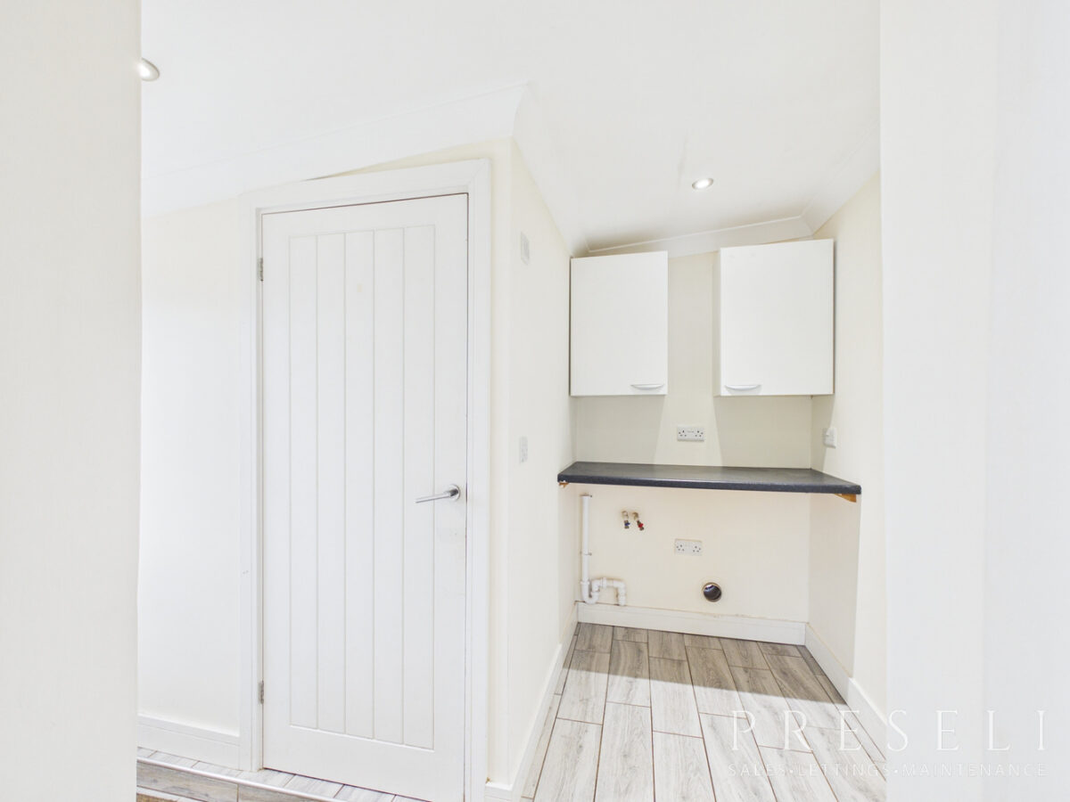 The Close, Johnston, Haverfordwest, Pembrokeshire