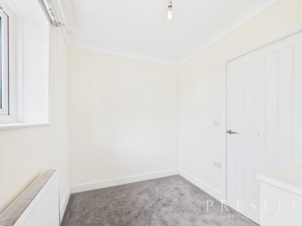The Close, Johnston, Haverfordwest, Pembrokeshire