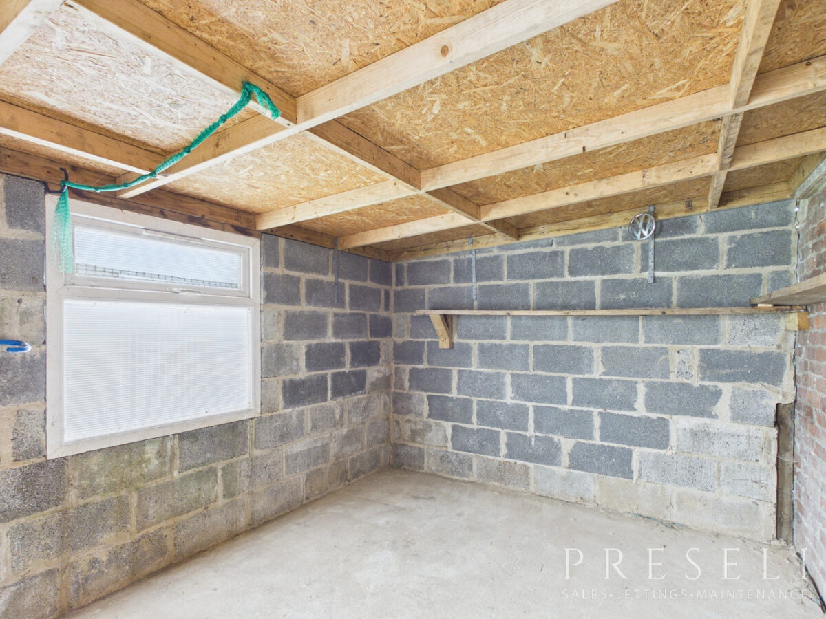 The Close, Johnston, Haverfordwest, Pembrokeshire