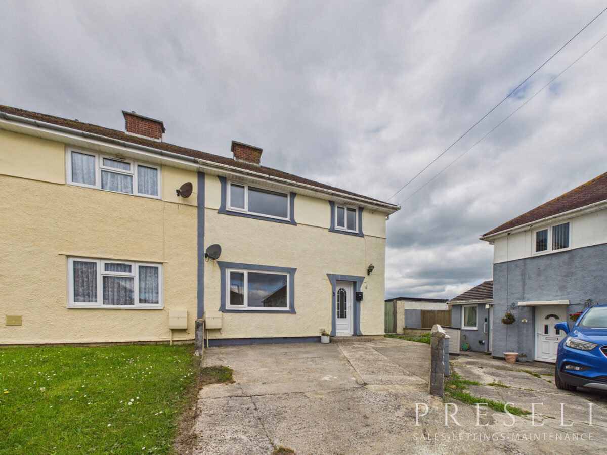 The Close, Johnston, Haverfordwest, Pembrokeshire