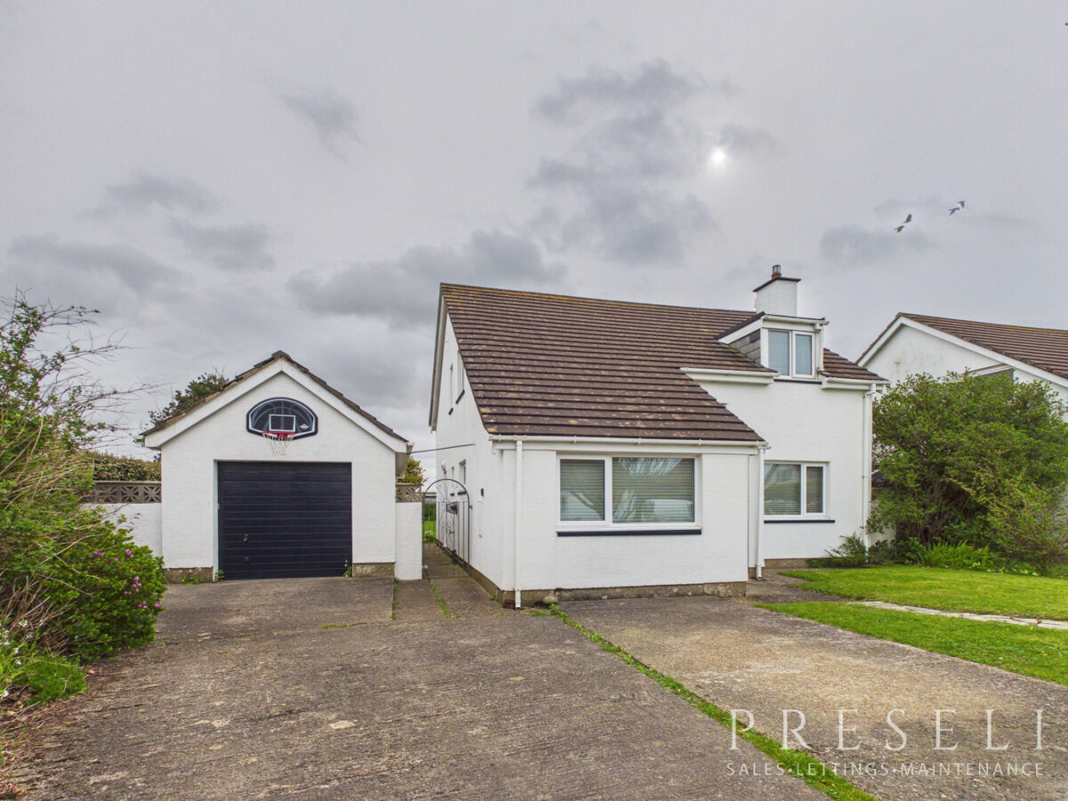 Millard Park, St. Davids, Haverfordwest, Pembrokeshire