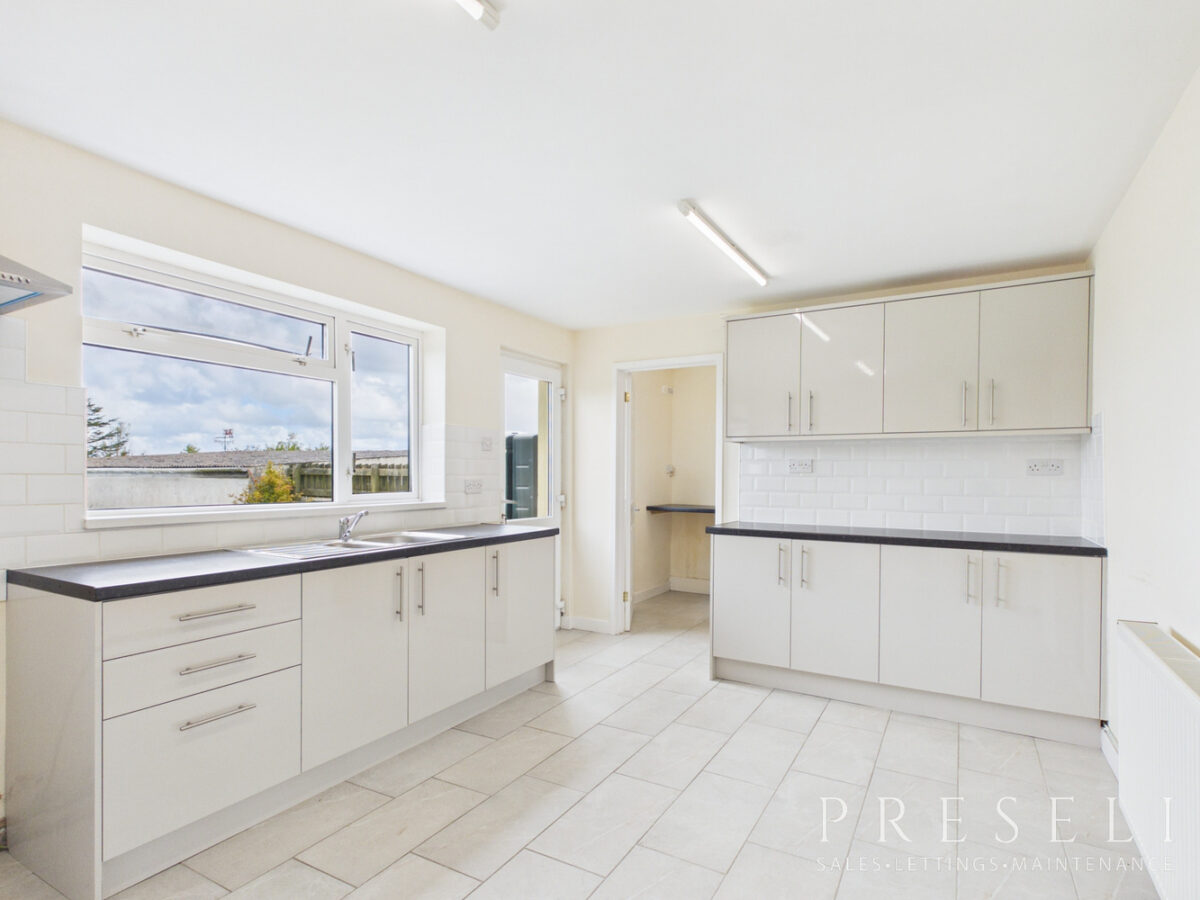 Tynewydd Cottages, Fishguard