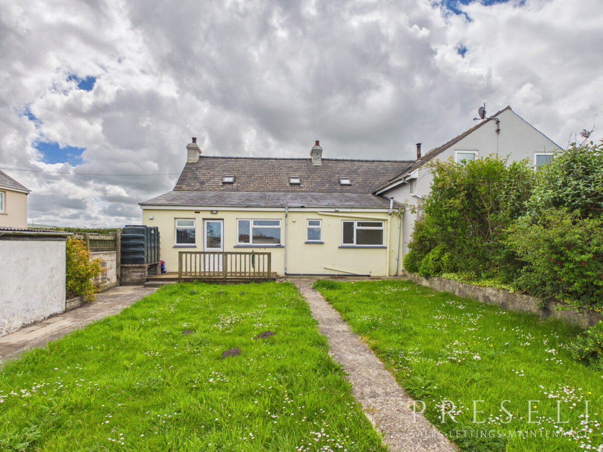 Tynewydd Cottages, Fishguard