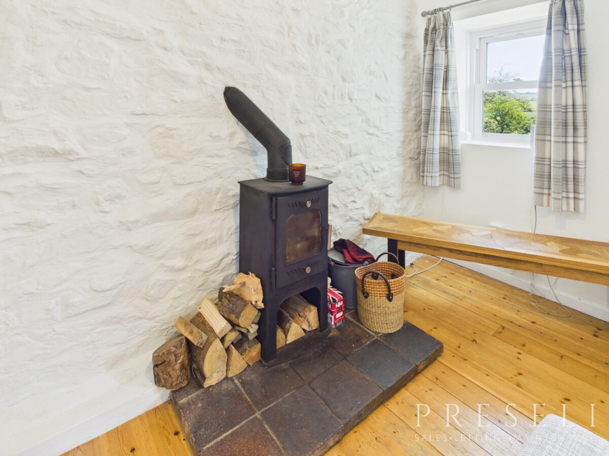 Bridge Cottage, Castlemorris, Haverfordwest, Pembrokeshire