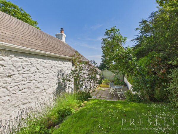 Bridge Cottage, Castlemorris, Haverfordwest, Pembrokeshire