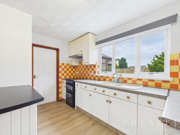 Hermitage Grove, Haverfordwest