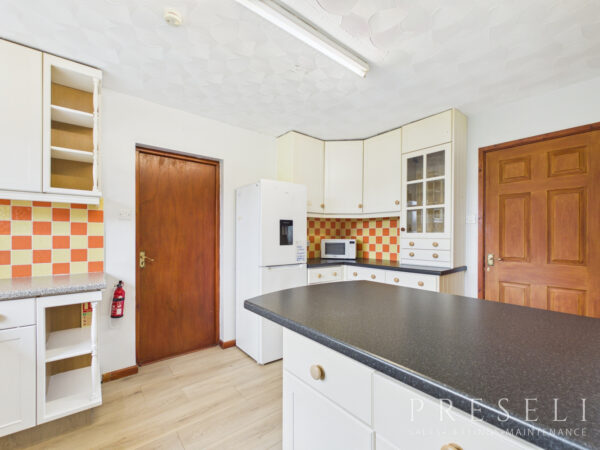 Hermitage Grove, Haverfordwest