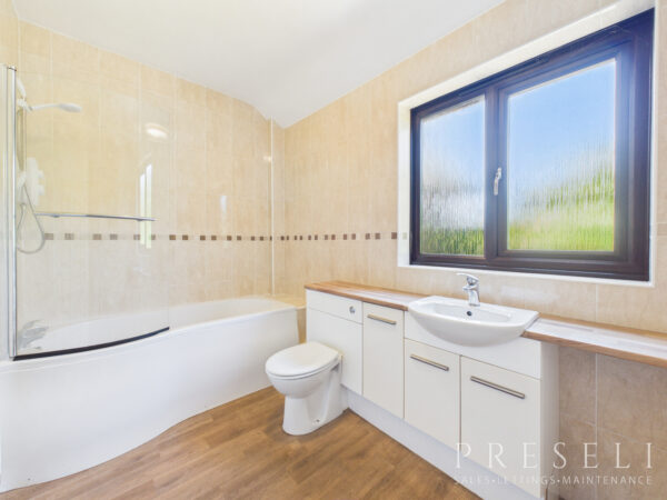 Brynbank Cottage, Croesgoch, Hwlffordd, Pembrokeshire
